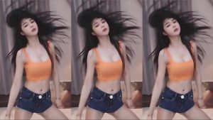 Vũ điệu nhảy sexy của cô gái Dancer nổi tiếng