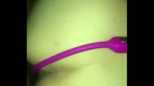 Địt vợ với sextoy trong lồn